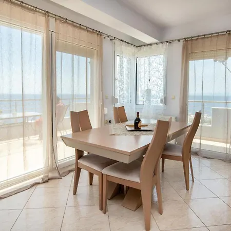 Apartmán Meli Skála Marión